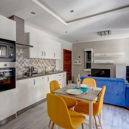 Modern Apartment Just Off The Promenade سليمة المظهر الخارجي الصورة
